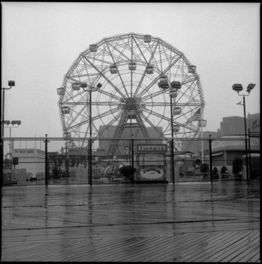Wonder Wheel