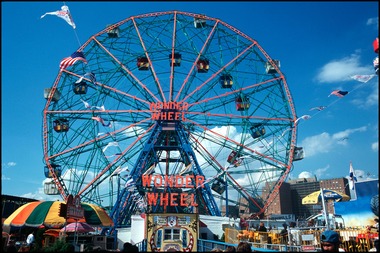 Wonder Wheel