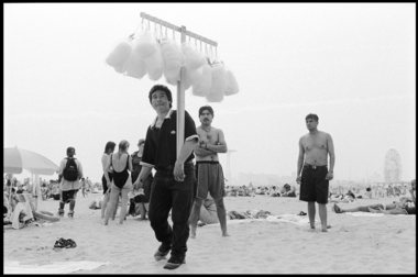 Cotton candy seller coney island