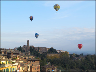 Balloons over Siena
