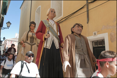 Gegants or Gigantes